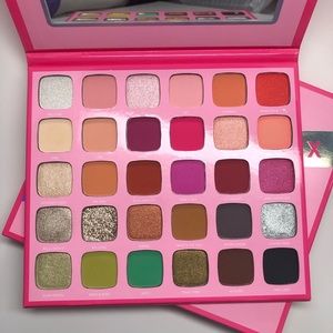 🌟 Morphe THE JEFFREE STAR ARTISTRY PALETTE